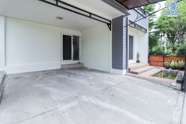 *****บ้านเดี่ยวมือสอง คุณภาพระดับแบรนด์ Q.House ม.คาซ่าวิลล์ ราชพฤกษ์-แจ้งวัฒนะ เนื้อที่กว้างเกือบ 100 ตร.ว. หลังใหญ่ที่สุดในโครงการ! ฟังก์ชัน 3 ห้องนอน 3 ห้องน้ำ จอดรถได้ 2 คัน โครงการตั้งบนทำเลเดินทางสะดวก ติดถนนราชพฤกษ์ ใกล้ทางด่วน "แจ้งวัฒนะ" จองด่วน!